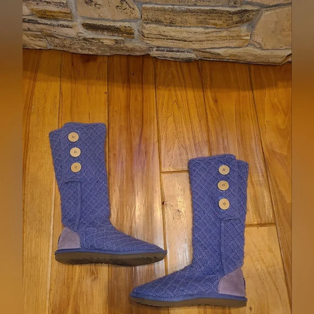 UGG step out